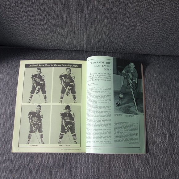 Los Angeles Kings Illustrated Flyers Kings Wednesday December 3, 1969 Program - Picture 7 of 12